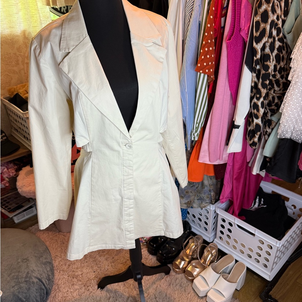 Cream Tailored Blazer with Deep V-Neckline